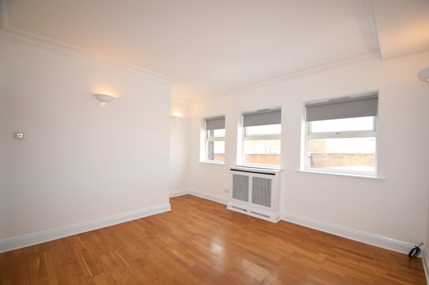 Images for Chiswick W4