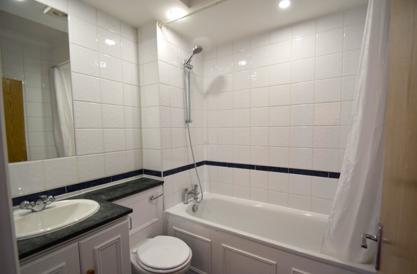 Images for Chiswick W4