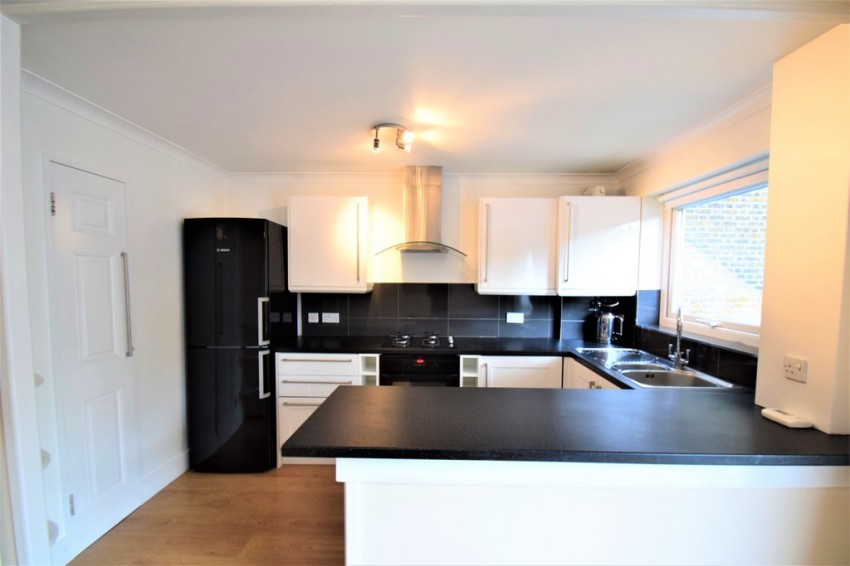 Images for Ravensmede Way W4