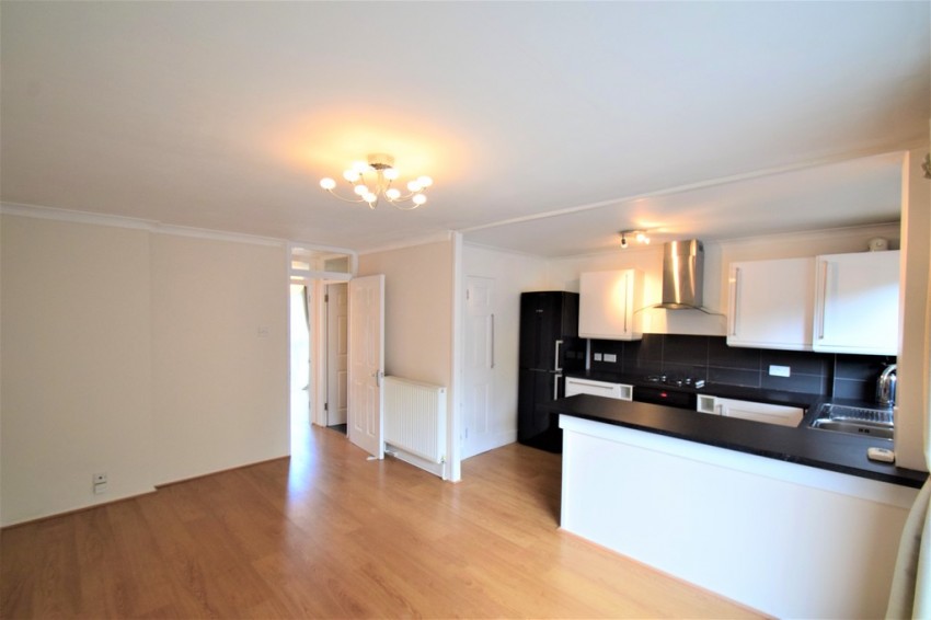Images for Ravensmede Way W4