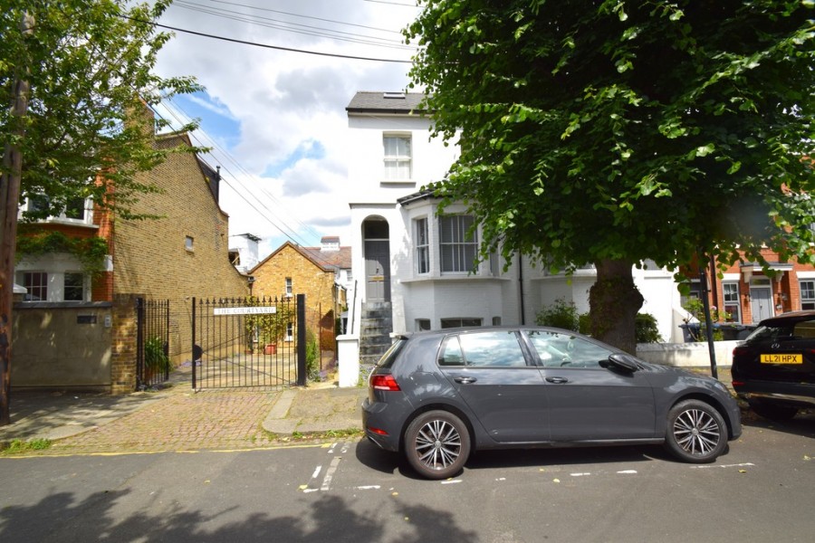 Images for Chiswick W4